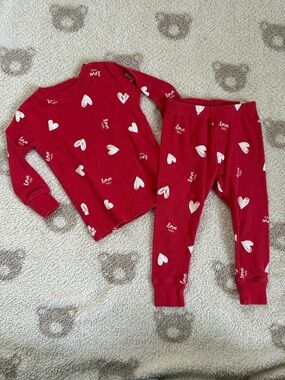 Baby Carter’s Red Heart Print Pajama Set - Cozy Sleepwear 12m